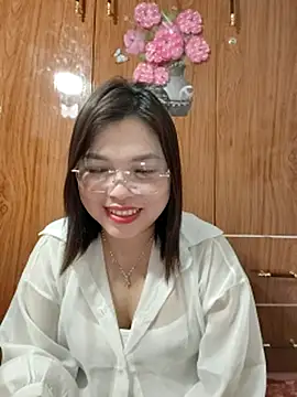 Cover-baa's Live XXX Chat