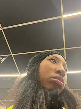 LeBimbo Adlı Modelin Canlı XXX Sohbeti