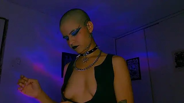 Czat XXX na żywo – alex_one888