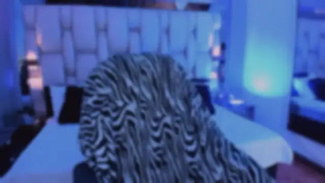 Chat +18 de revenmiller_ ao vivo