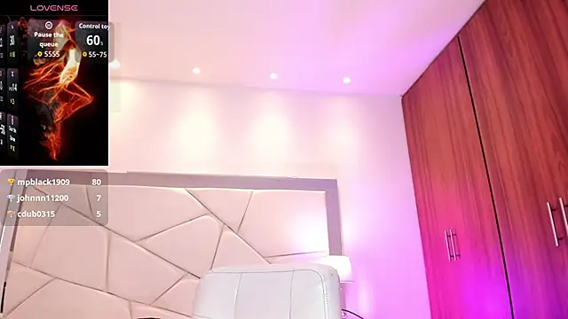 miavegas1 Adlı Modelin Canlı XXX Sohbeti