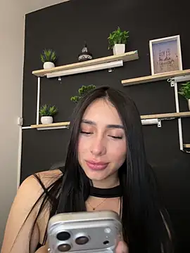 isabella_jade: απευθείας συνομιλία ΧΧΧ