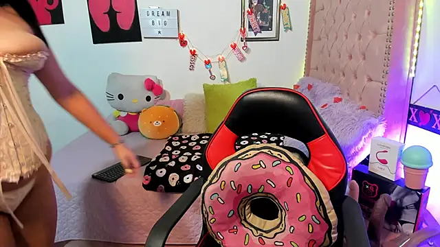 LillyCandy Chat XXX in diretta