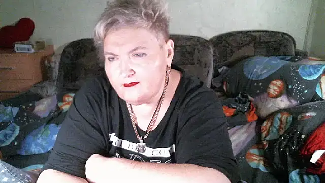 Lana555 লাইভ XXX চ্যাট