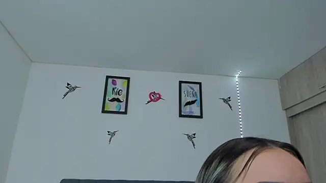 im_sarah34 Live XXX Chat