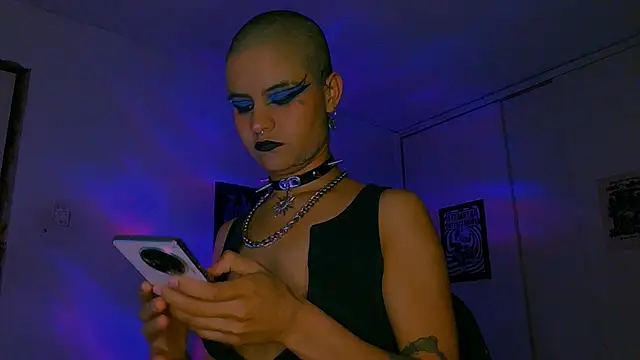 alex_one888 élő XXX-chatje