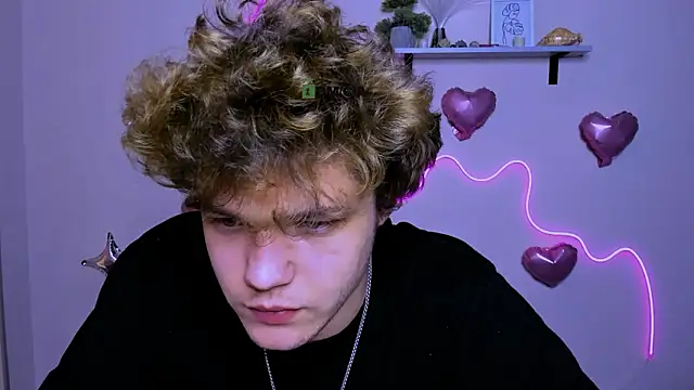 lucas_long_ live XXX chat