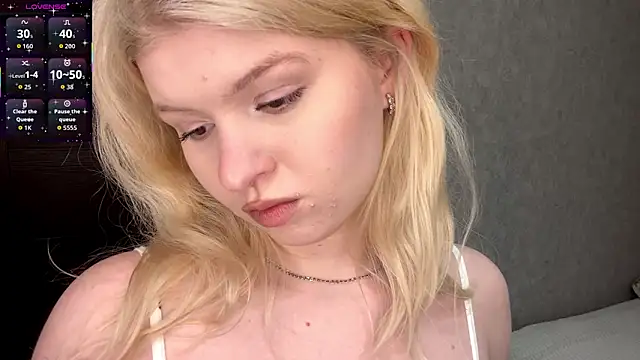 ShontaWasilko élő XXX-chatje