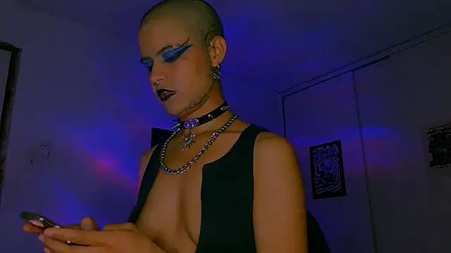 alex_one888 élő XXX-chatje