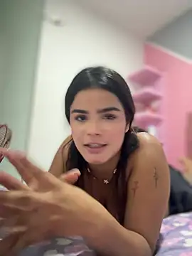 Kaily_Sweet16 élő XXX-chatje