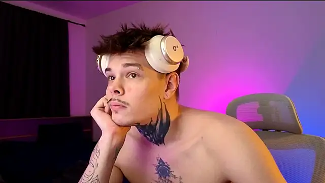 Živý XXX chat DENIS_HERE