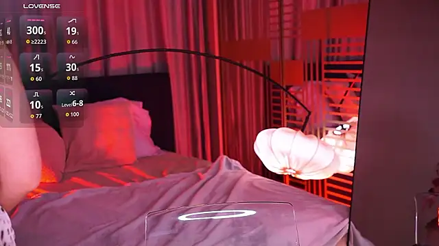 LunaNight live XXX chat