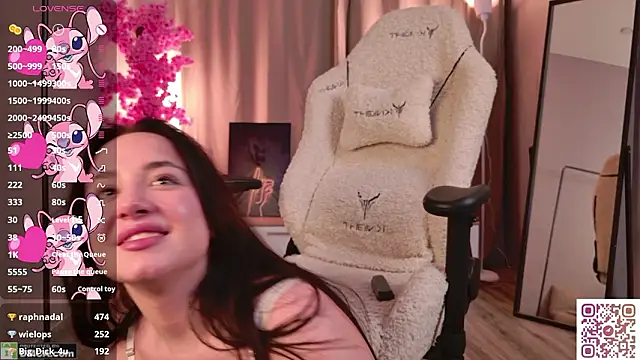 Pony_Claid লাইভ XXX চ্যাট