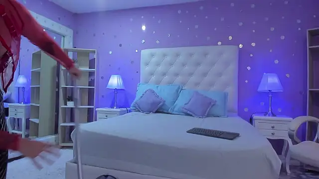 Goldentemptation_ Webcam Show