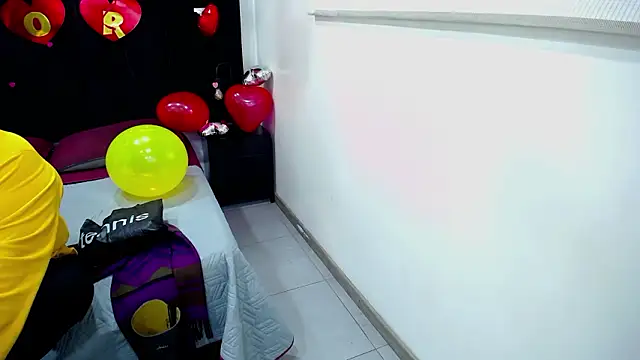 Chat XXX ao vivo de QueenMatturex