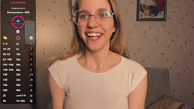 JoanBaggott's Live XXX Chat