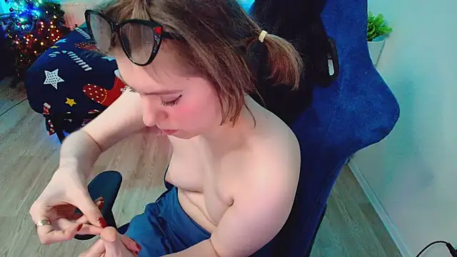 XXX chat uživo modela CranberryHot