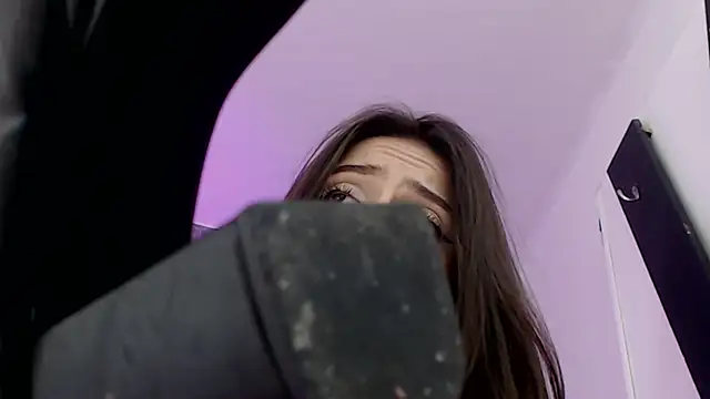 aleesha_cameron02: απευθείας συνομιλία ΧΧΧ