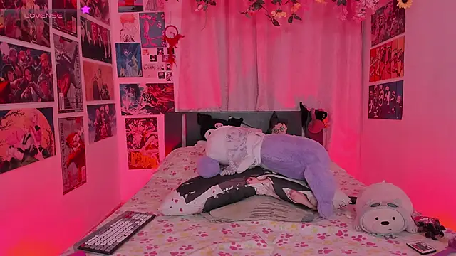 MissCurvyTop: онлайн-секс-чат