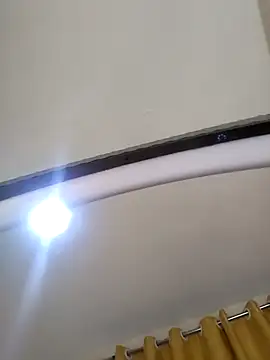 Hugemassivebootie Show Webcam