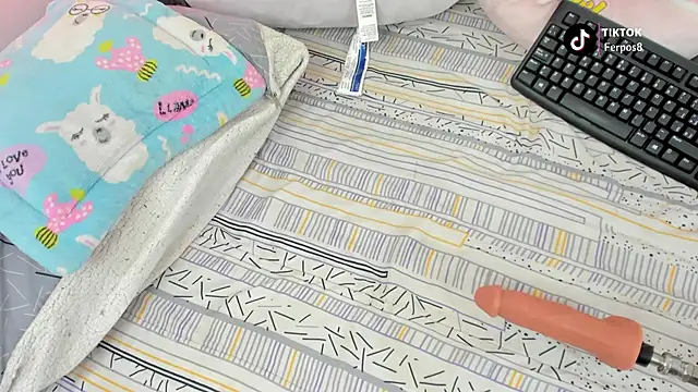 princessluna_19 webcam show