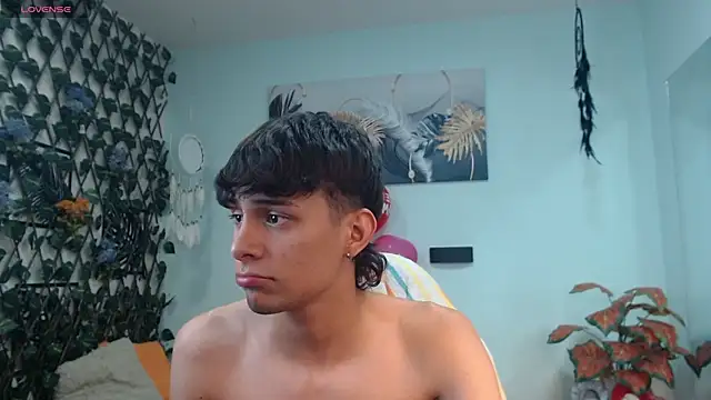 DraxBlade09's Live XXX Chat