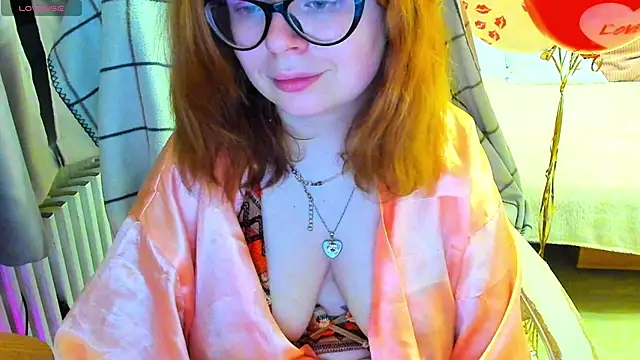 Show modela MilisaSweet777 na web-kameri