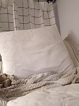 EZs_FuKRoOm webkamerás műsora