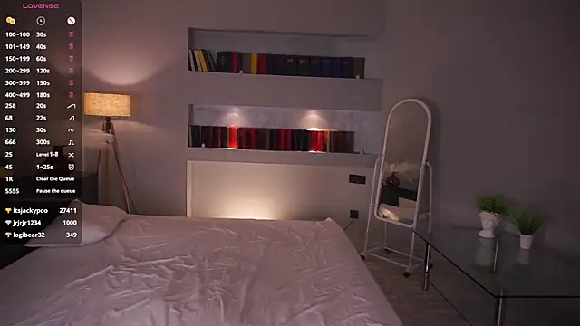 แชท XXX สดของ MarylynnMiyagawa