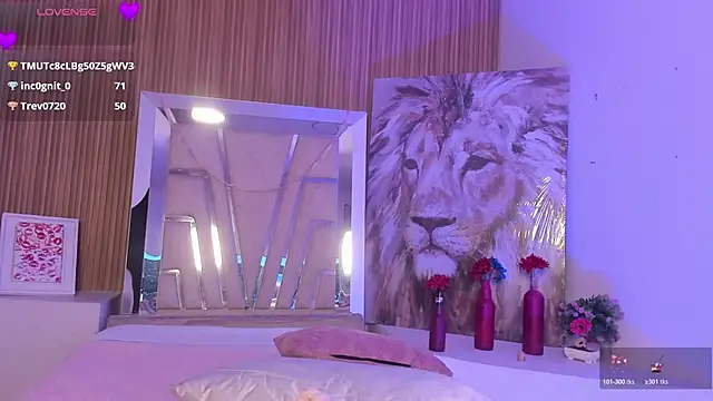 NicoleMonet1のライブXXXチャット