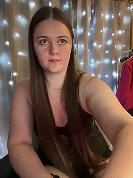 دردشة Kitten_Sasha الجنسية المباشرة