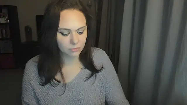 MollyCheiz Adlı Modelin Canlı XXX Sohbeti