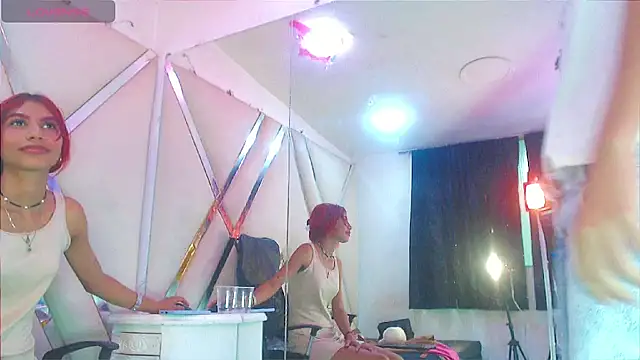 Chatroom XXX en direct de TifannyHott