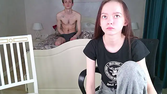 WeksaMur Chat XXX in diretta