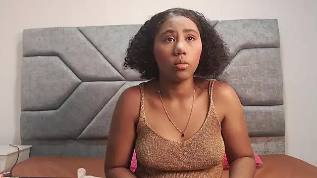 Онлайн чат XXX SofiaDelMar