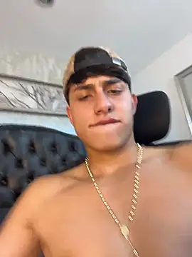 دردشة Lander_Cruz الجنسية المباشرة