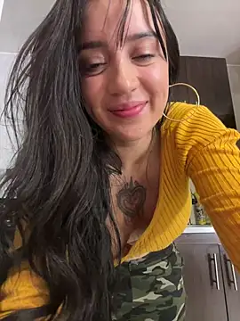 Živý XXX chat EmmyEvans1