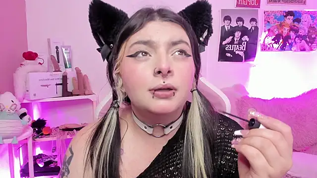 Živý XXX chat Sachi_Meow