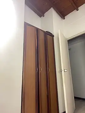 Chat +18 de Mia__Gray ao vivo