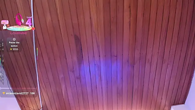 Živý XXX chat Saara_Corraless