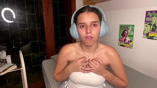 WinnieKloth's Webcam Show