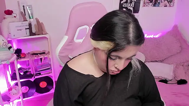 Živý XXX chat Sachi_Meow