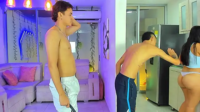 stangirls_: онлайн-секс-чат