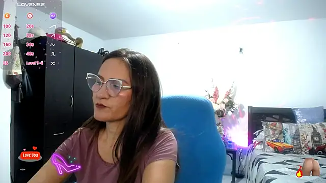 Xiimen Chat XXX in diretta