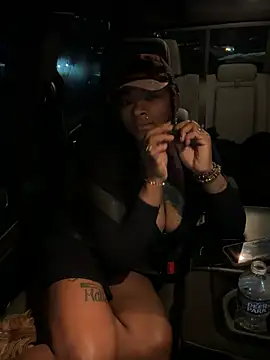 HaloRodeoLover2's Live XXX Chat