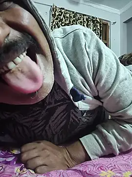 Czat XXX na żywo – vardh033