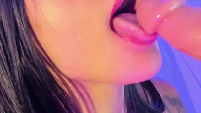 แชท XXX สดของ AntonellaRossi