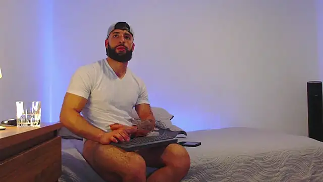 Chat XXX en directo de max_xl_