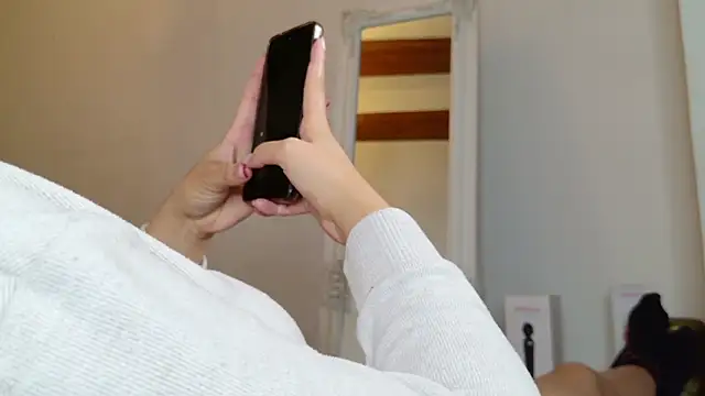 SelenaBlumX লাইভ XXX চ্যাট