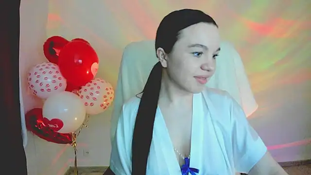 Mia_Mia999 Adlı Modelin Canlı XXX Sohbeti